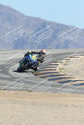 media/Oct-05-2025-CVMA (Sun) [[beeef4f201]]/Race 11-500-400(4)-350 Supersport/